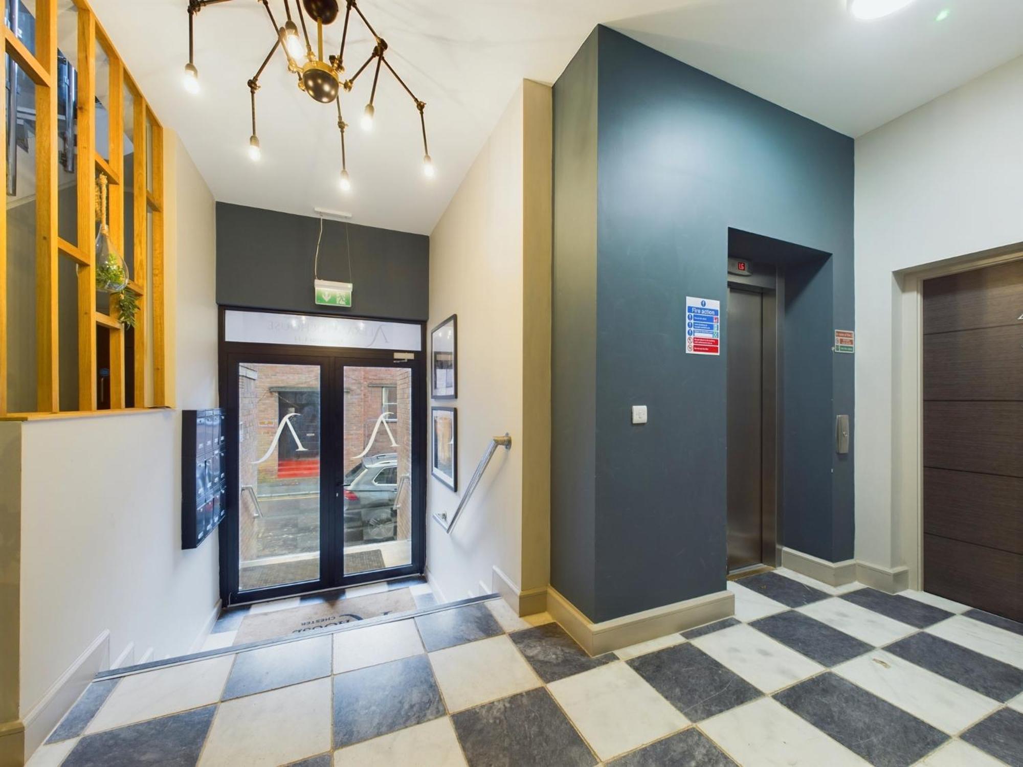 Luxury Apartment: City Centre, Stylish, Modern Chester Esterno foto